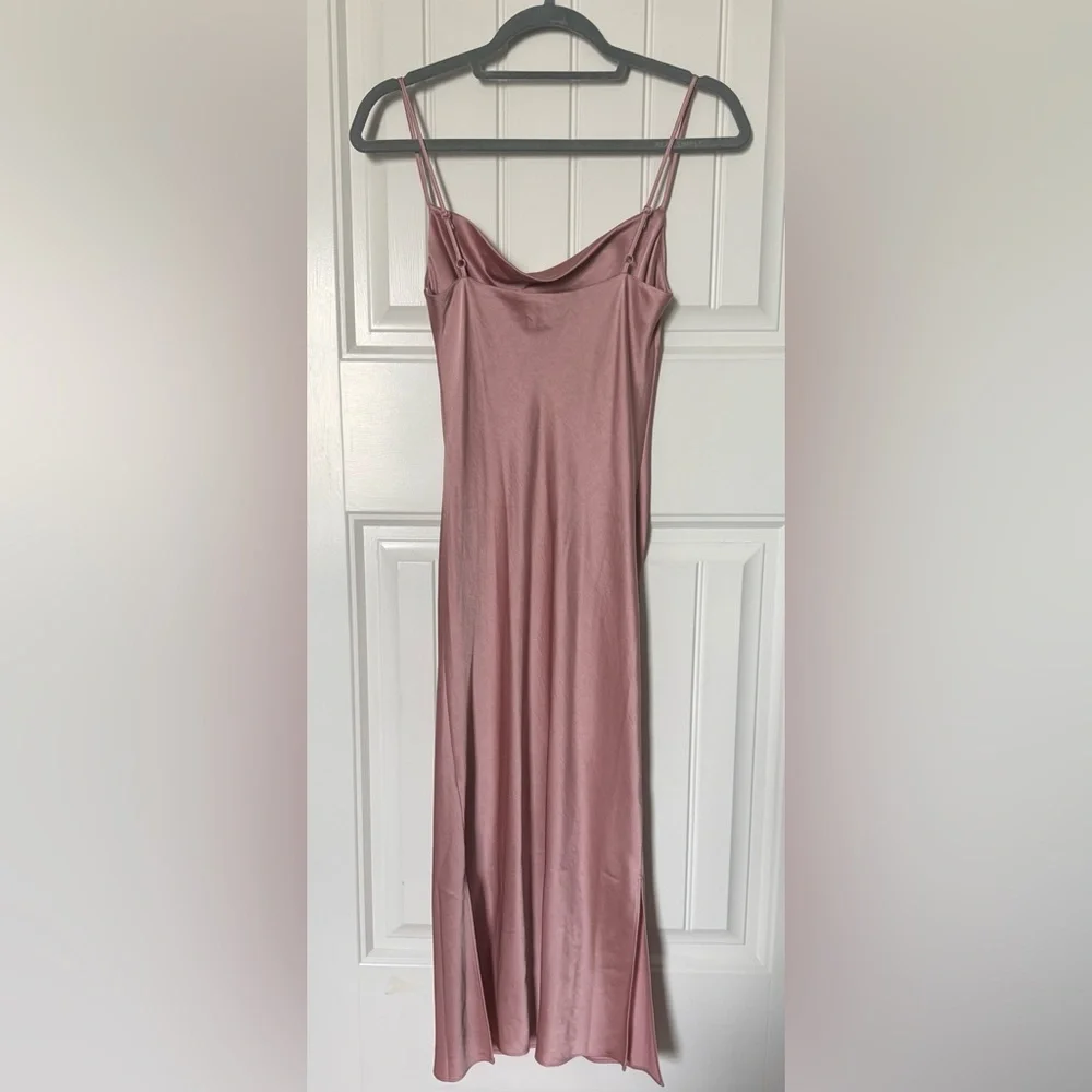 LIKE NEW! Express Women's Blush Pink Dress - Picture 2 of 4
